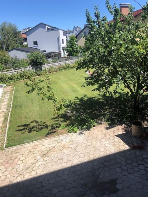 Huge Bbq Garden, Spacious Flat, Ac, Free Parking 4 卢布尔雅那 外观 照片